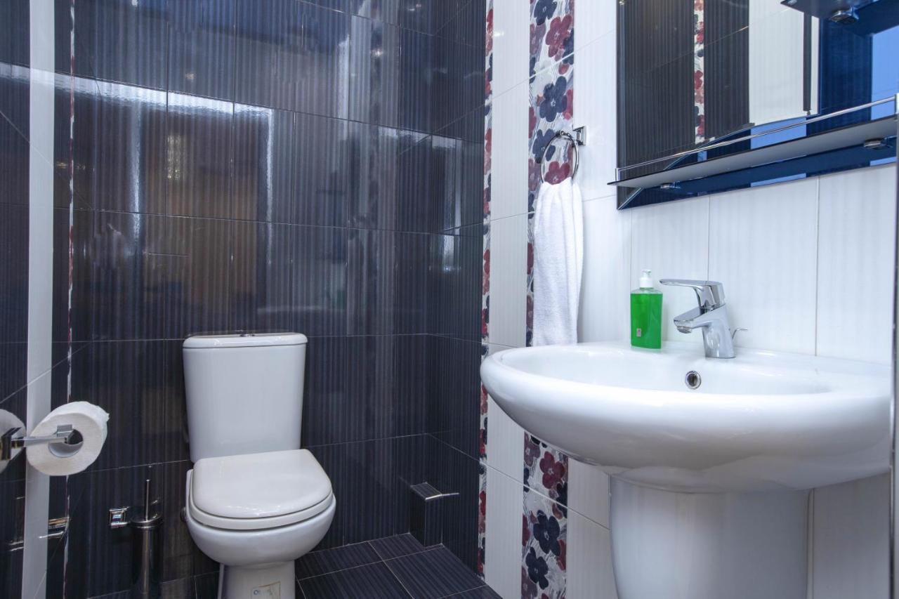 Stay Inn Apartments On Amiryan 4-6 Ереван Екстериор снимка