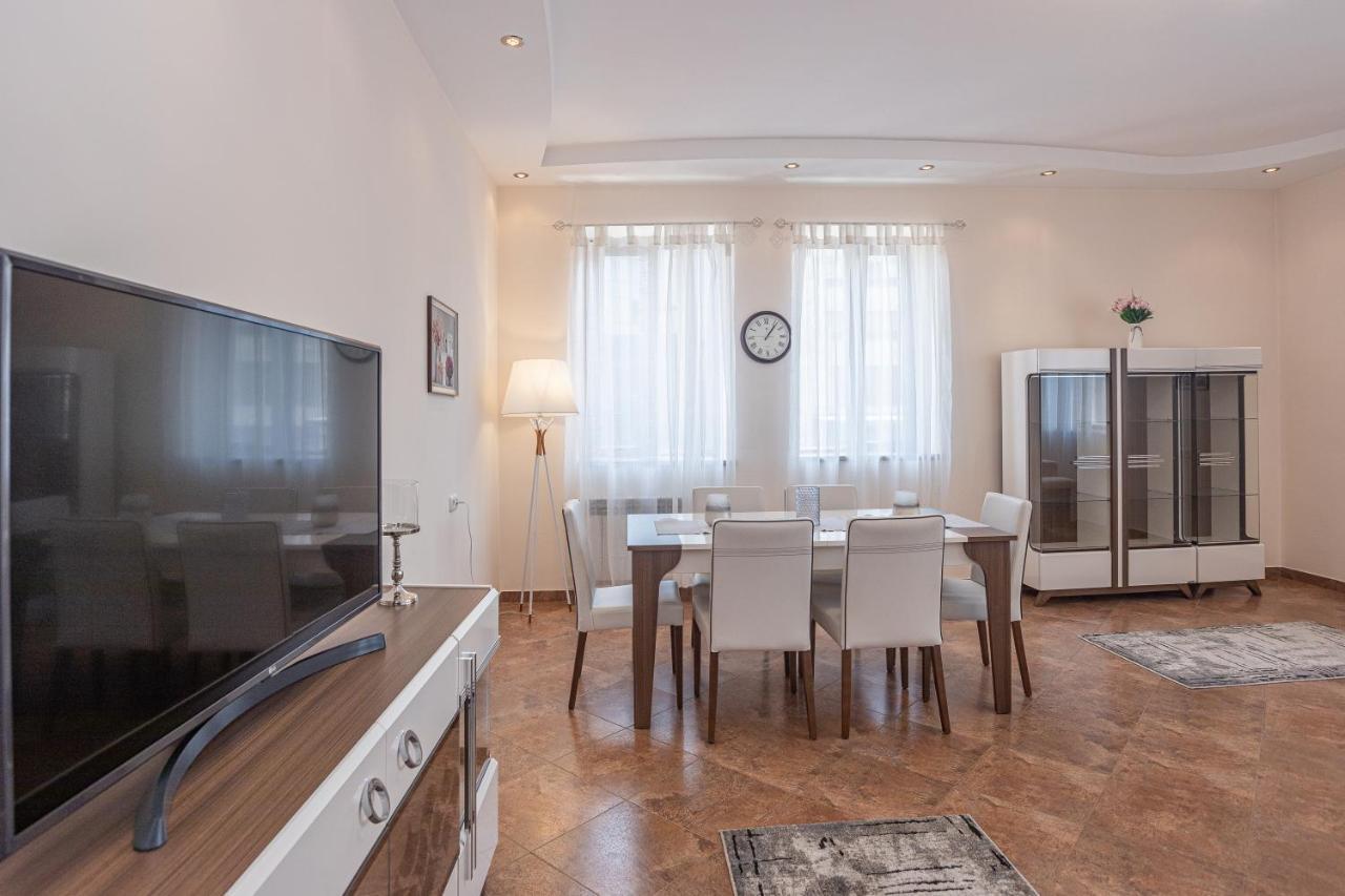 Stay Inn Apartments On Amiryan 4-6 Ереван Екстериор снимка