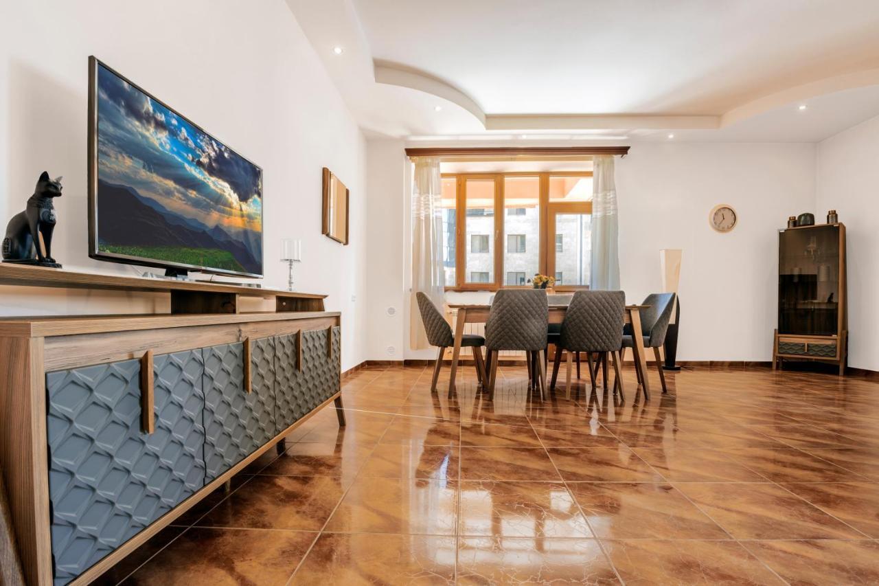 Stay Inn Apartments On Amiryan 4-6 Ереван Екстериор снимка
