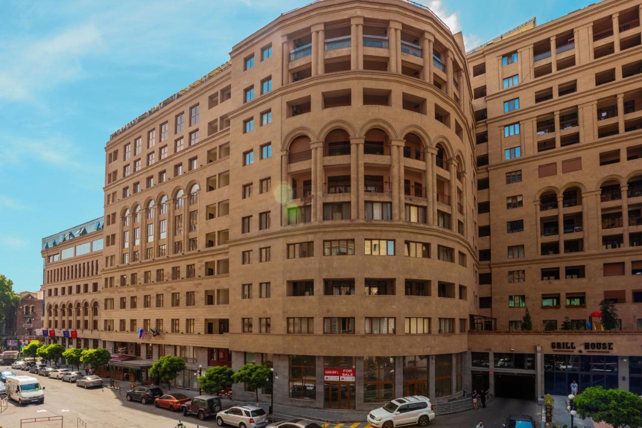 Stay Inn Apartments On Amiryan 4-6 Ереван Екстериор снимка