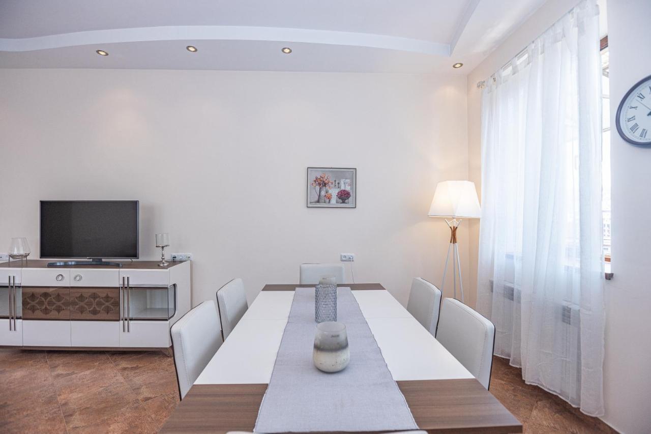 Stay Inn Apartments On Amiryan 4-6 Ереван Екстериор снимка