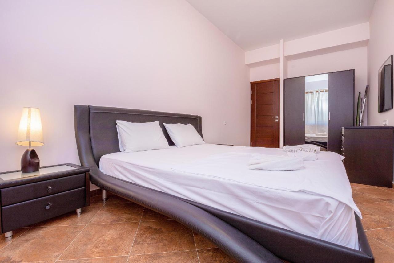 Stay Inn Apartments On Amiryan 4-6 Ереван Екстериор снимка