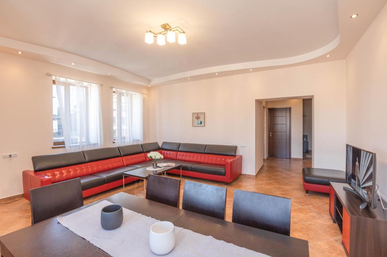 Stay Inn Apartments On Amiryan 4-6 Ереван Екстериор снимка