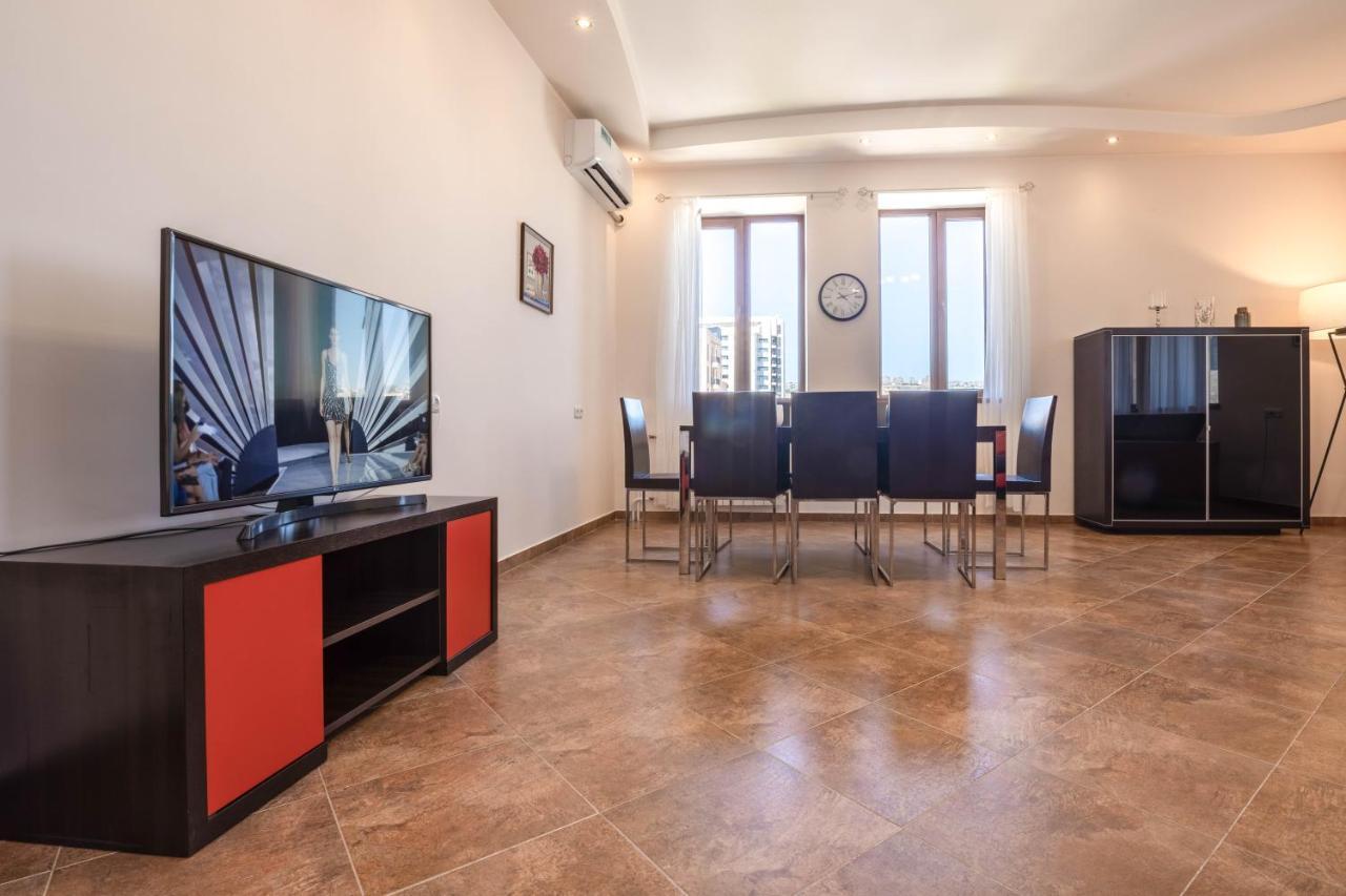 Stay Inn Apartments On Amiryan 4-6 Ереван Екстериор снимка